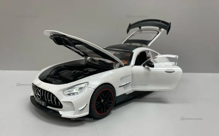 Автомобиль Mercedes-Benz AMG GT