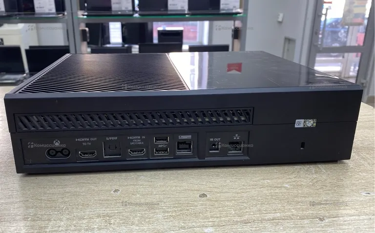 Приставка Xbox One 500