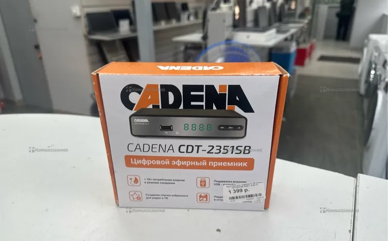 Цифровая ТВ приставка  cadenza