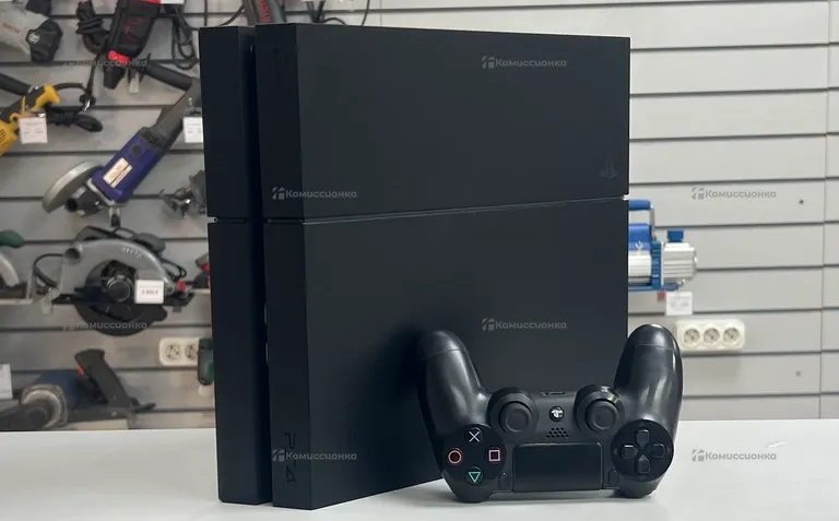 Приставка PS4. fat 500gb