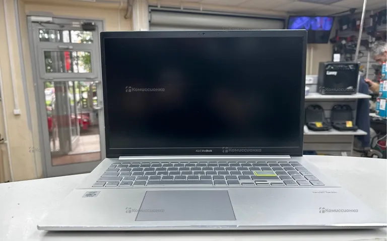 Ноутбук ASUs VivoBook S533F