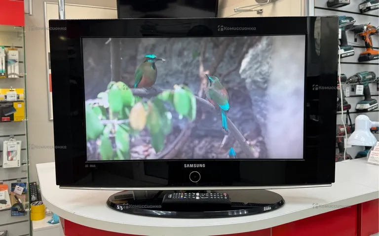 Телевизор Samsung LE26S81B.