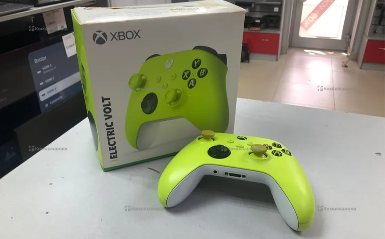 Геймпад Xbox Series X