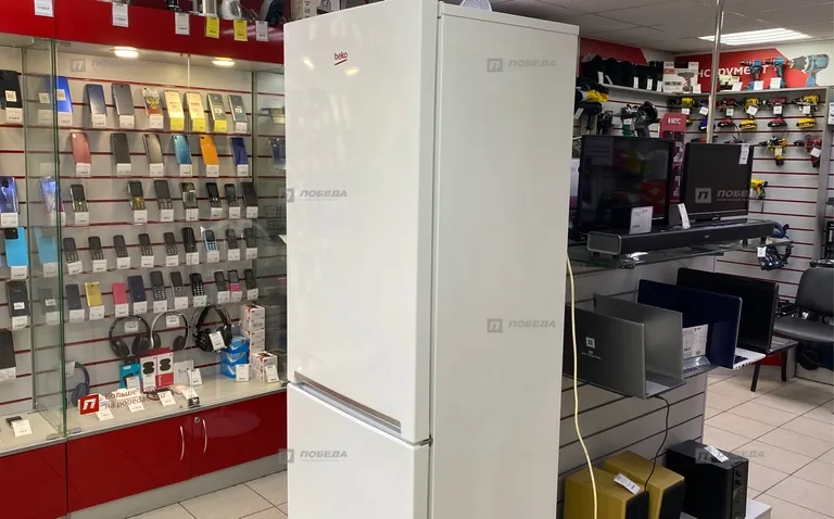 холодильник beko RCSK338m20W