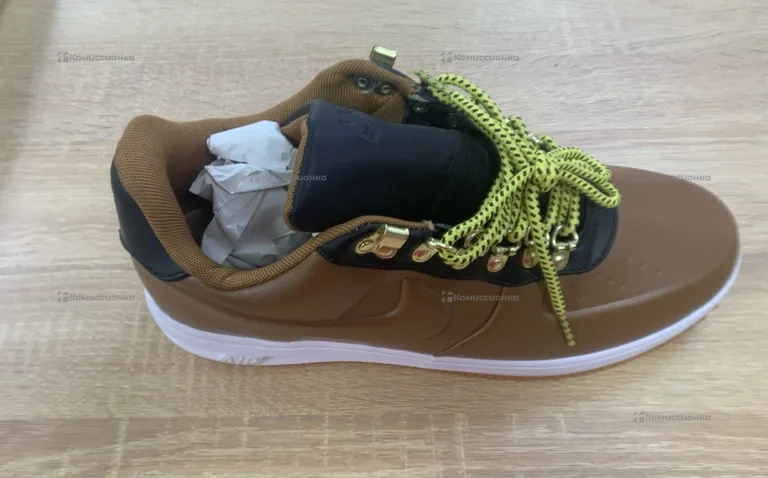 Кроссовки Nike коричневые 45p