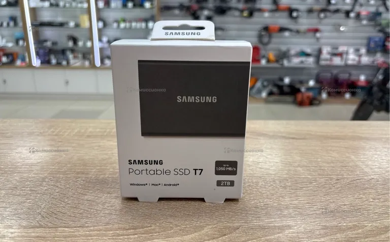 Жесткий диск  Samsung Portable SSD t7 2Tb