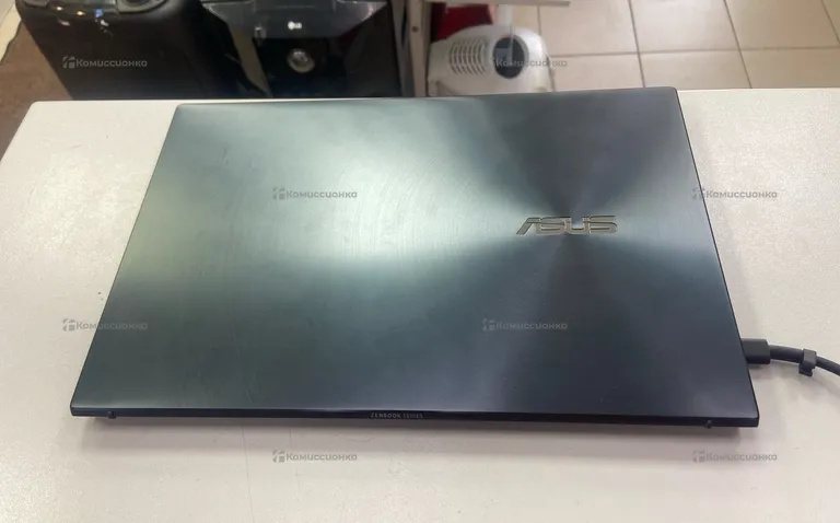 Ноутбук ASUs Zenbook 13 UX325EA