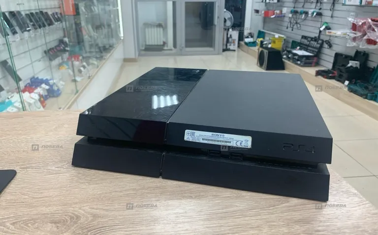 PS4. Приставка PS4 Fat 500gb