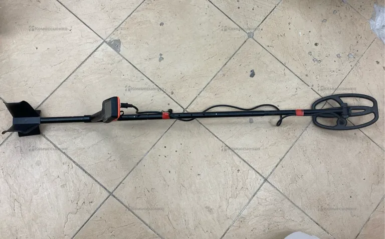Металлоискатель Quest X10 Pro