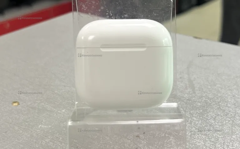 Наушники  Apple AirPods 4 с шумоподавлением