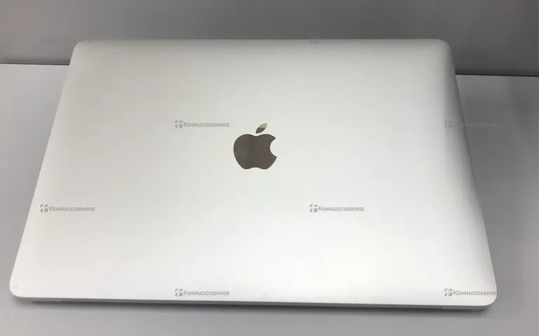 MacBook Air 2020  соre i3