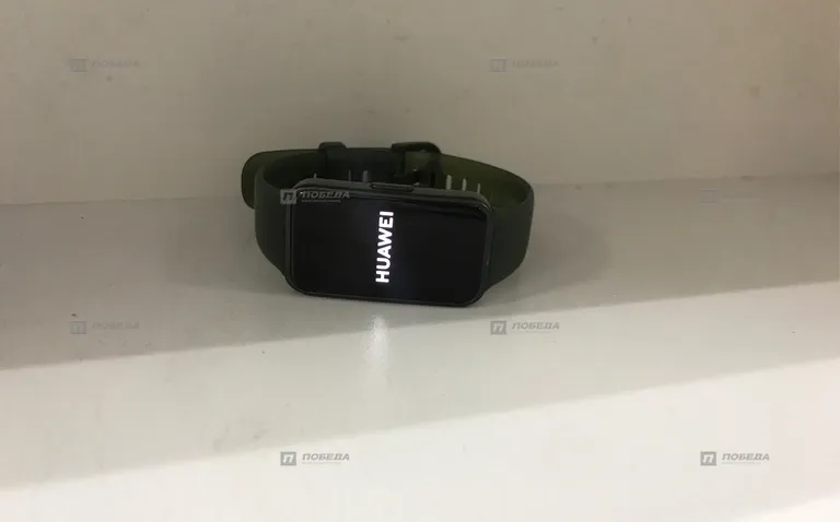 Часы Huawei band 8