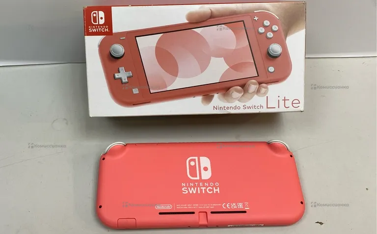 Приставка Nintendo Switch Lite