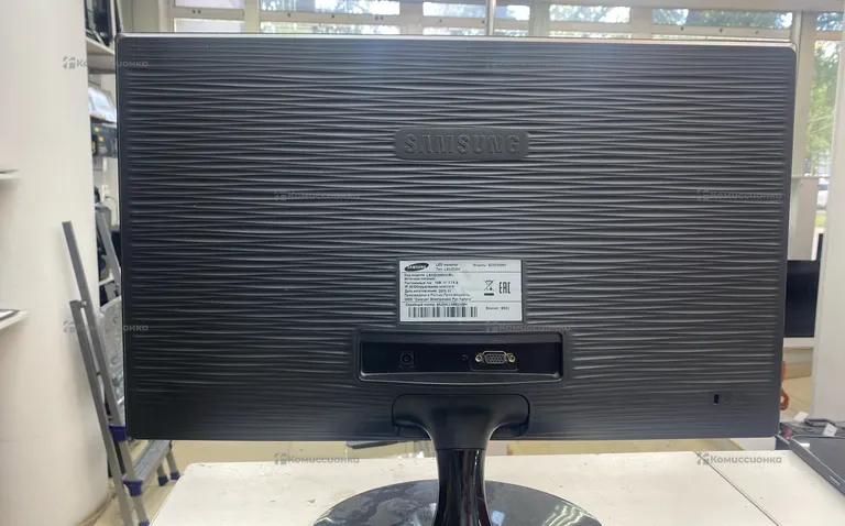 Монитор Samsung LS22D300
