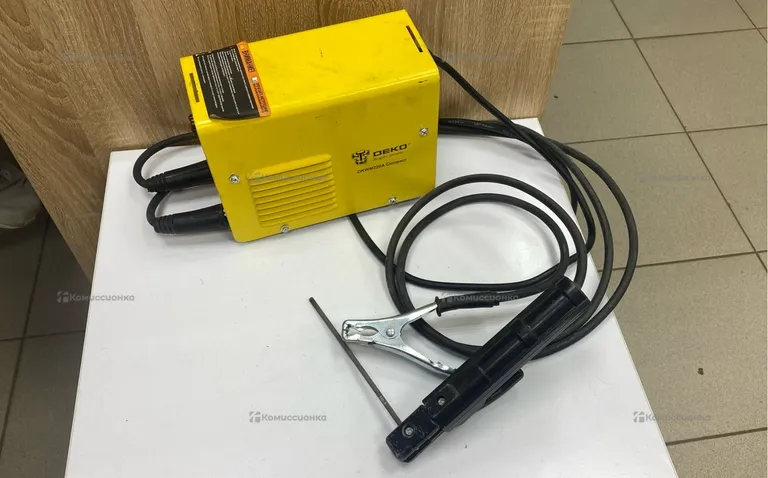 Сварочный аппарат инверторного типа DEKO DKWM220A