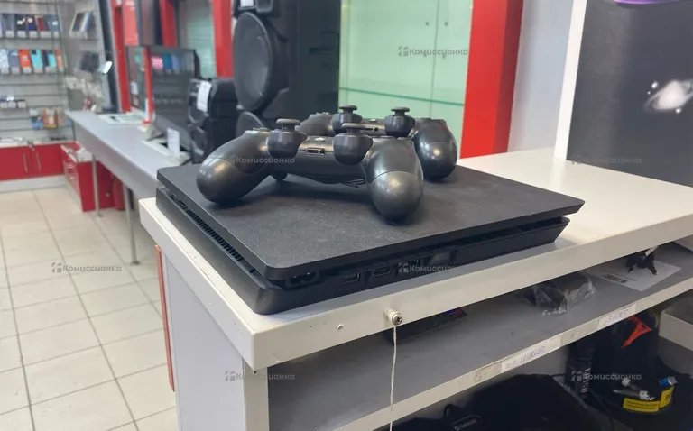 Приставка PlayStation PS4 Slim 1Tb