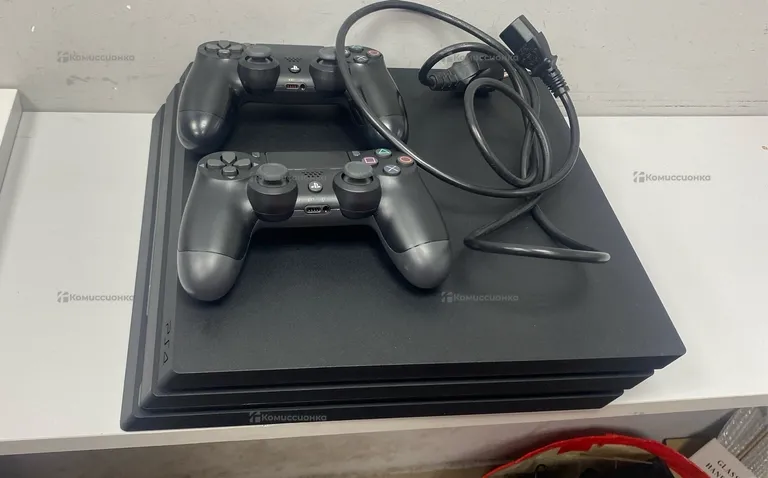 Приставка PS4. PS4 pro