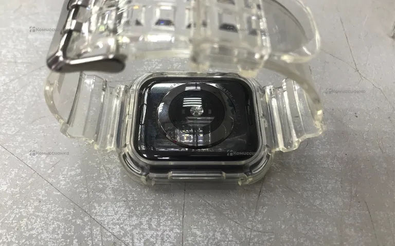 Часы  Apple Watch 4 44MM