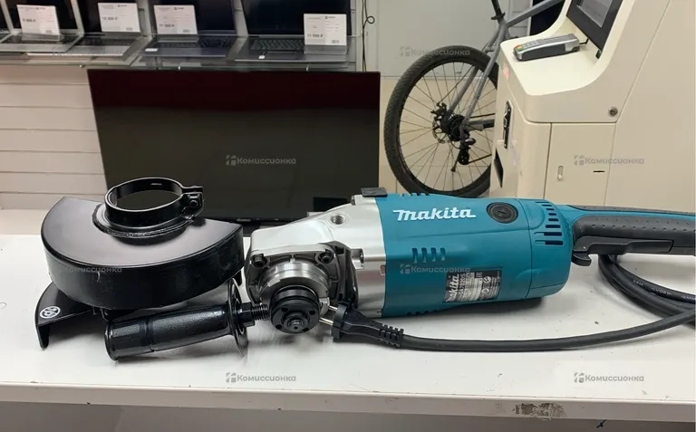 УШМ makita GA7020SF