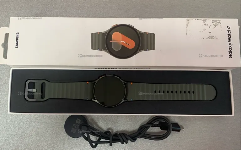 Часы  Samsung Galaxy Watch 7 40m