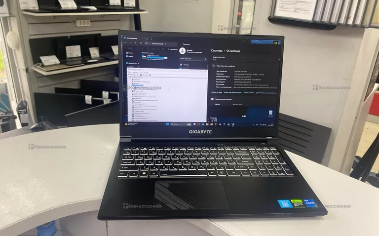 Ноутбук  Gigabyte G5