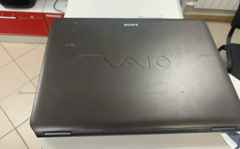 Ноутбук  Sony vqio vgn-nr31zr
