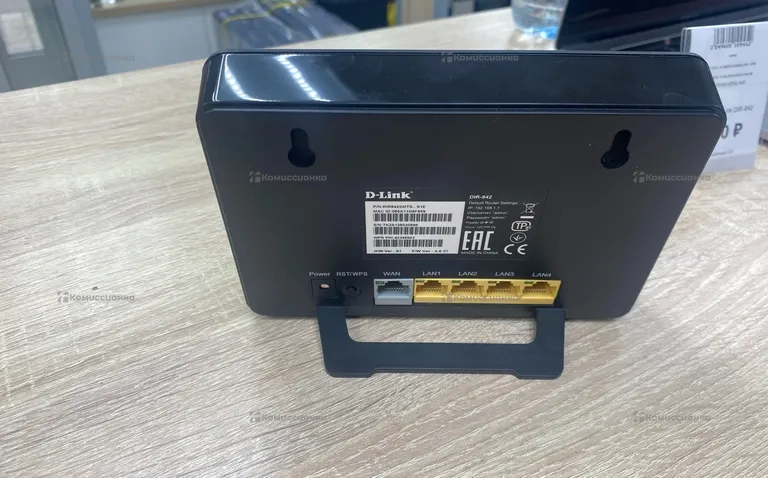 Роутер D-Link DIR-842