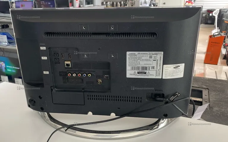 Телевизор Samsung UE22H5600AK
