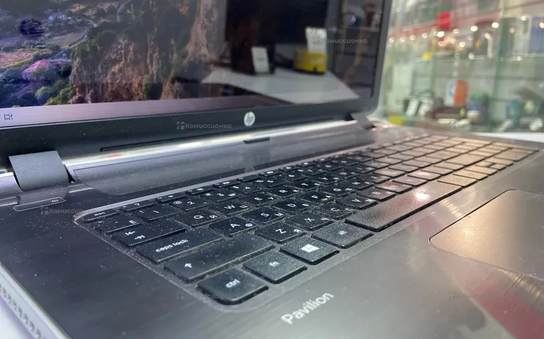 Ноутбук  HP Pavilion intel core i3 4030/4gb