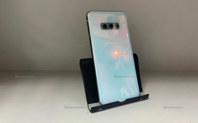Samsung Galaxy S10e 6/128Gb