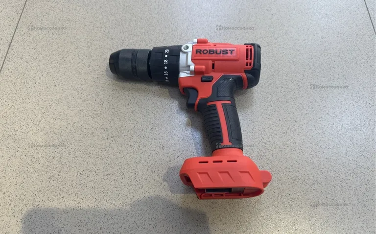 Шуруповерт Robust RB18013H