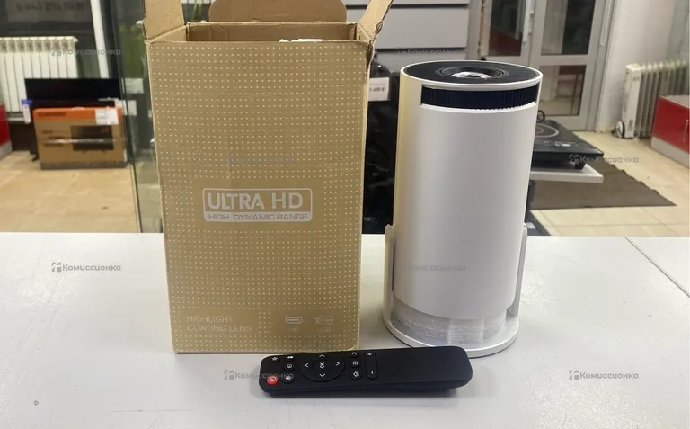Проектор  ULTRA HD