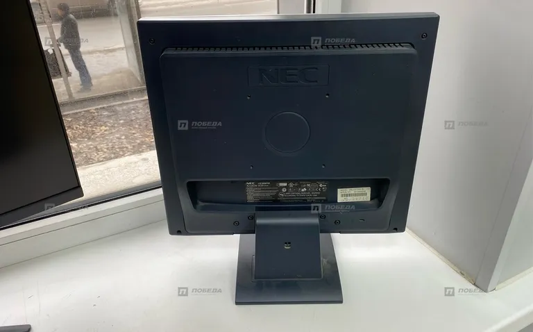 NEC AccuSync 72VM