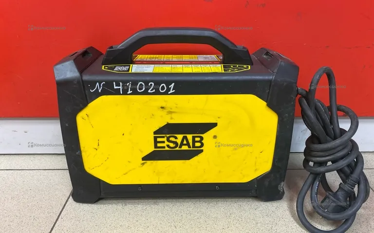 Сварочный инвертор ESAB Rogue ES 200i Pro