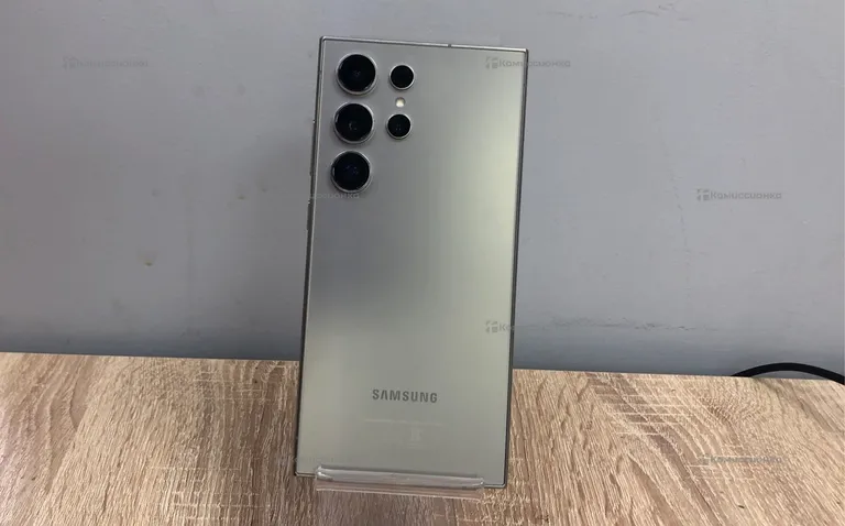 Samsung Galaxy S24 Ultra 12/256Gb