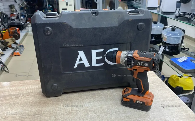 Дрель-шуруповерт AEG BSB 18CBL-0