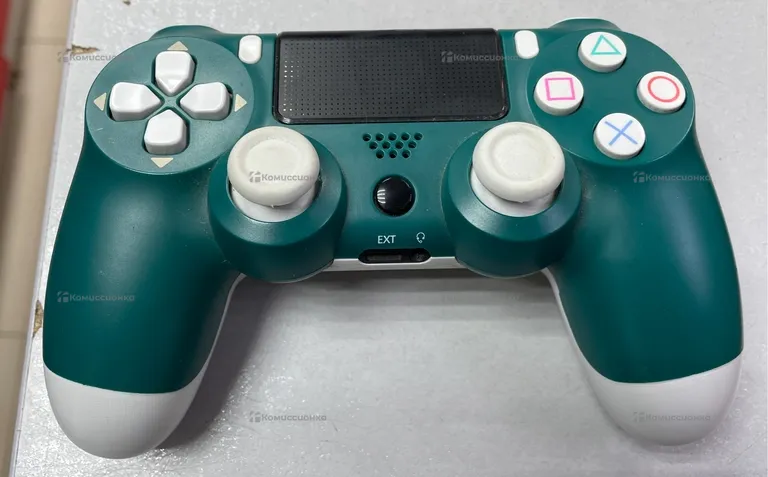 PS4. Геймпад DualShock 4 Replica