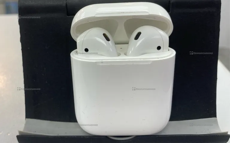Наушники  AirPods