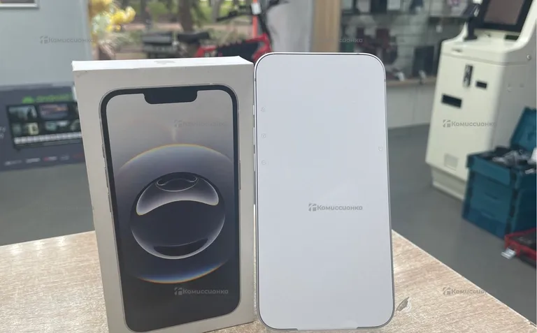 Apple iPhone 16e 128 GB