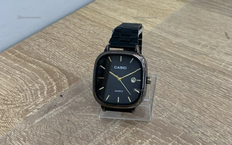 Часы  Casio