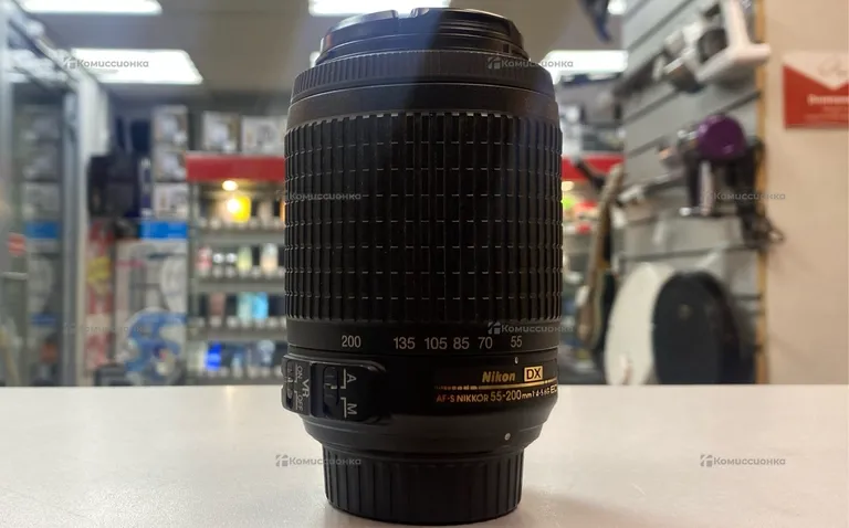 Объектив Nikon AF-S NOKKOR 55-200mm