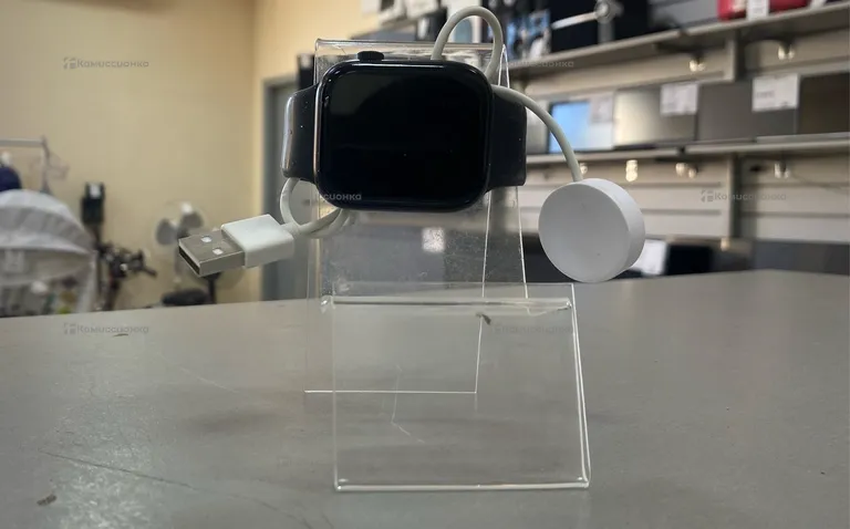 Часы  Apple Watch’s rep
