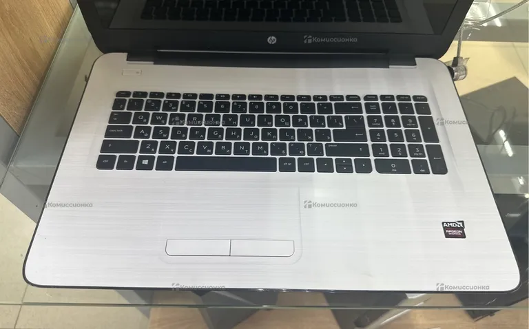 Ноутбук  HP 17-y010ur