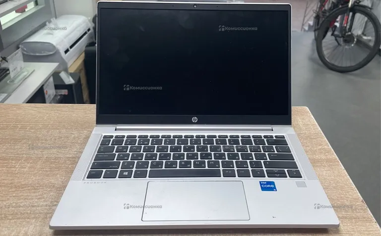 Ноутбук  HP probook 430 G8
