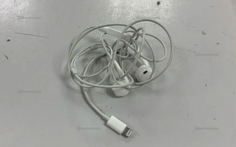 Наушники  AirPods