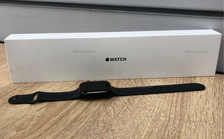 Часы Apple Watch Series 7 45mm