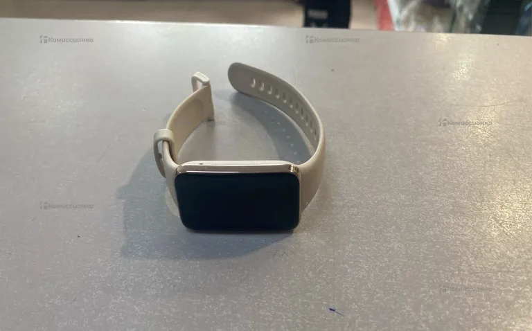 Часы  xoaomi smart band 7 pro