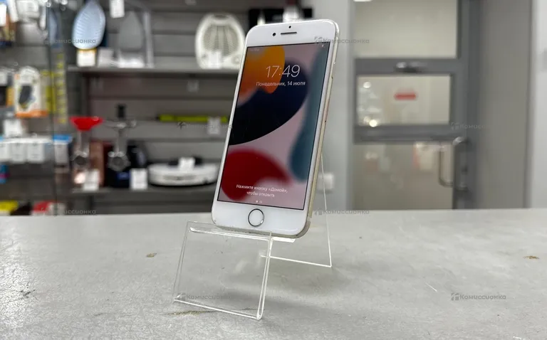 Apple iPhone 7 32 ГБ