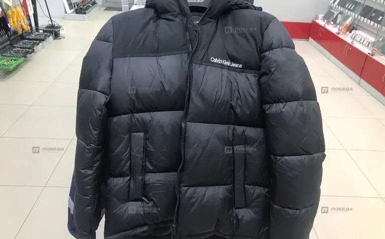 Куртка Calvin Clein XXL