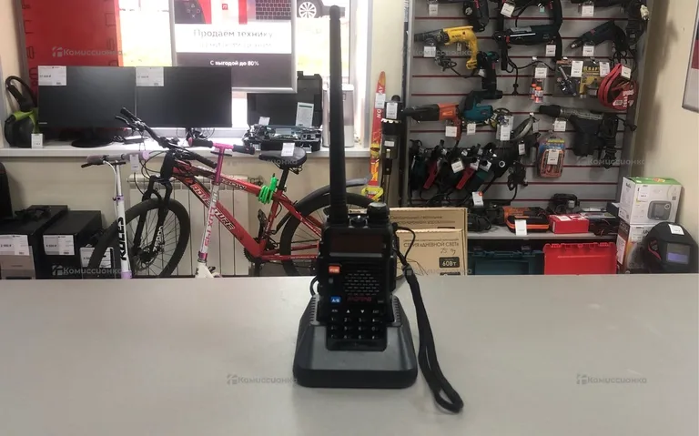 Рация  Baofeng uv-5r